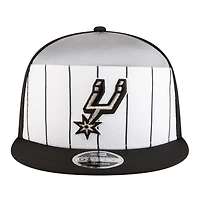 Youth New Era  White/Black San Antonio Spurs 2025 NBA Tip Off Split Panel 9FIFTY Snapback Hat
