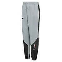 Pantalon Nike Silver Authentic Showtime pour jeunes San Antonio Spurs 2024/25