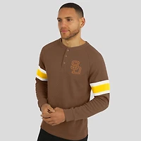 T-shirt Henley à manches longues raglan en tricot gaufré marron des Padres de San Diego pour homme la collection Darius Rucker par Fanatics