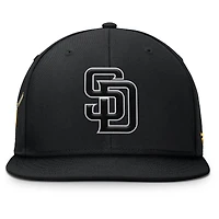 Men's Fanatics Black San Diego Padres Walk-Off Bullpen Snapback Hat