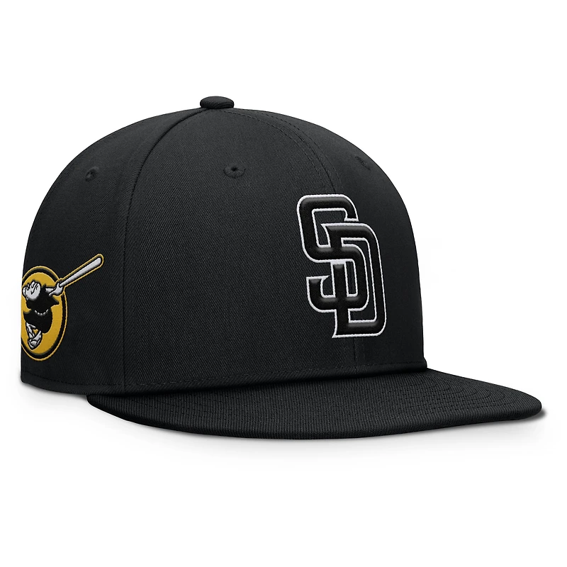 Men's Fanatics Black San Diego Padres Walk-Off Bullpen Snapback Hat