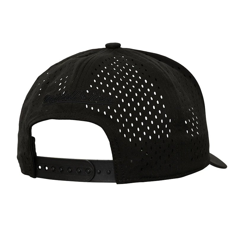 Men's Mitchell & Ness  Black San Diego Padres Perfect Icon Pro Pinch Snapback Hat