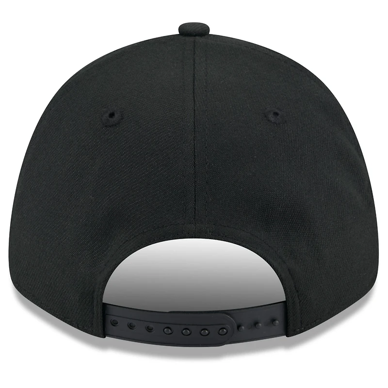 Casquette ajustable 9FORTY pour la Journée des forces armées 2024 New Era noire des Padres de San Diego pour hommes