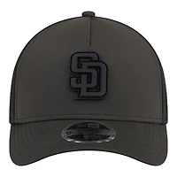 Casquette trucker New Era 9FORTY noire pour homme, avec logo San Diego Padres et monture A-Frame.