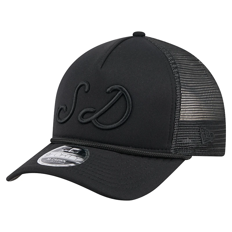 Casquette camionneur ajustable New Era noire San Diego Padres City Initial 9FORTY A-Frame M-Crown pour homme