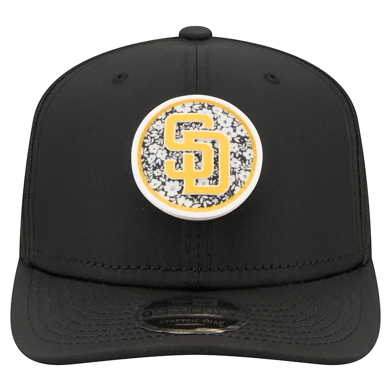 Men's New Era  Black San Diego Padres Floral Patch 9SEVENTY Adjustable Hat