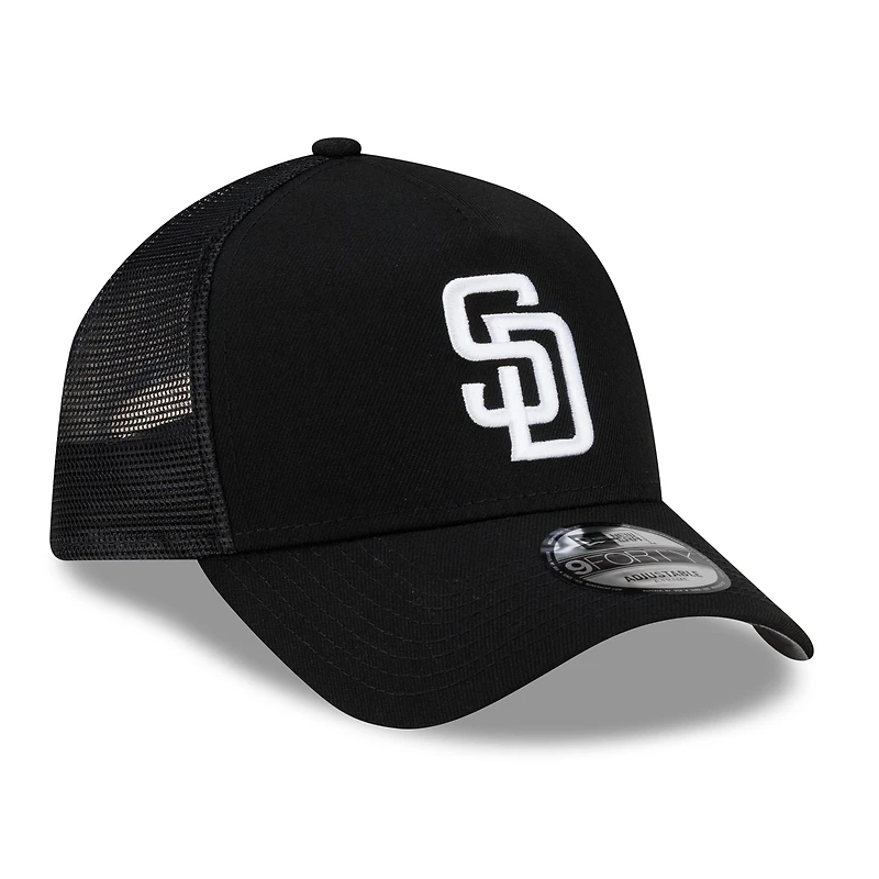 Men's New Era San Diego Padres Side Script 9FORTY A-Frame Trucker Adjustable Hat