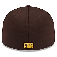 Casquette ajustée 59FIFTY marron New Era pour hommes des San Diego Padres 2024 Clubhouse Low Profile