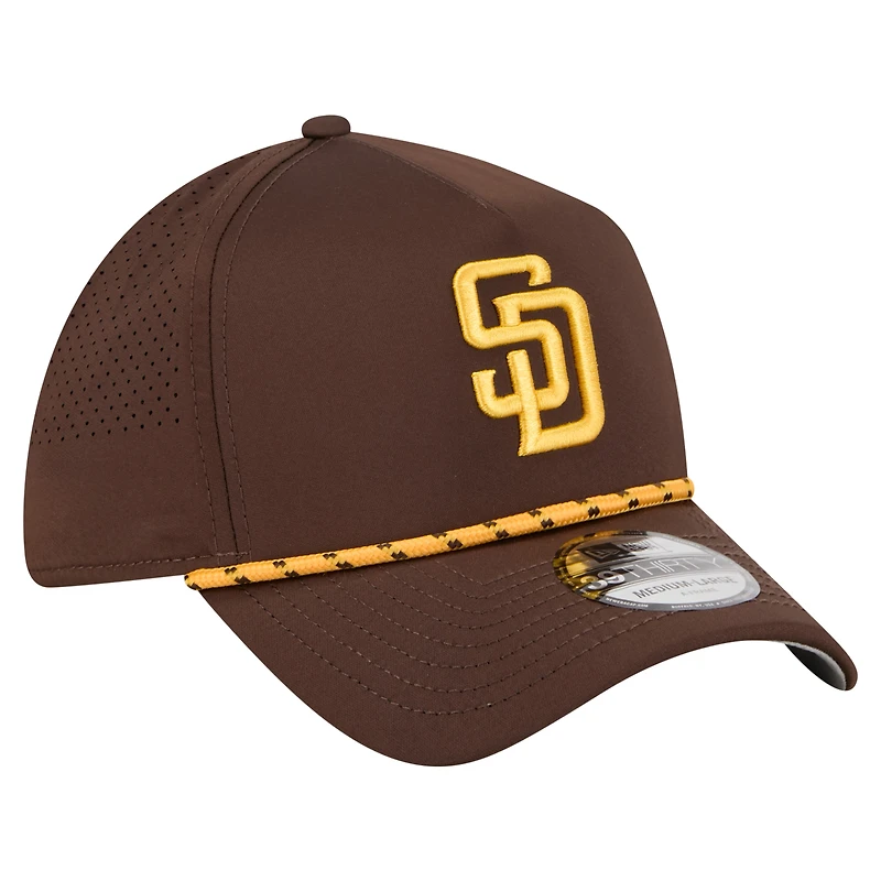 Casquette perforée A-Frame Flex marron New Era 39THIRTY des San Diego Padres pour homme