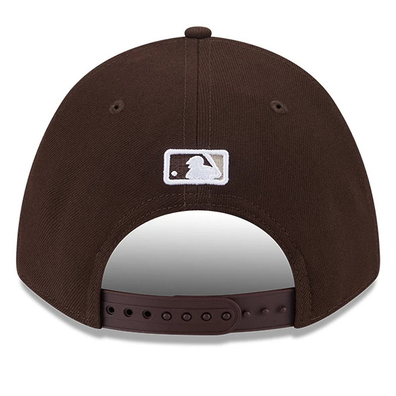 Casquette ajustable 9FORTY marron New Era pour homme