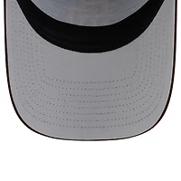 Casquette trucker New Era marron San Diego Padres avec inscription latérale 9FORTY, modèle A-Frame ajustable.