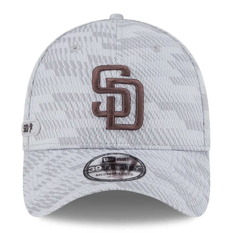 Men's New Era Gray San Diego Padres 2025 MLB Clubhouse 39THIRTY Flex Hat