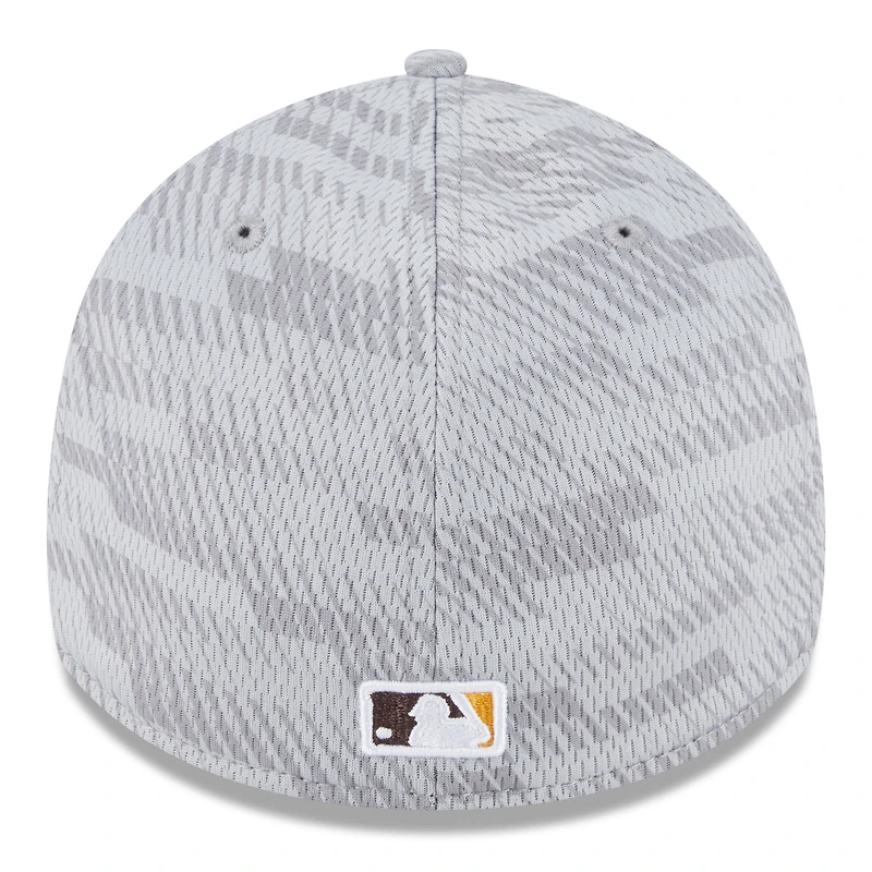 Men's New Era Gray San Diego Padres 2025 MLB Clubhouse 39THIRTY Flex Hat