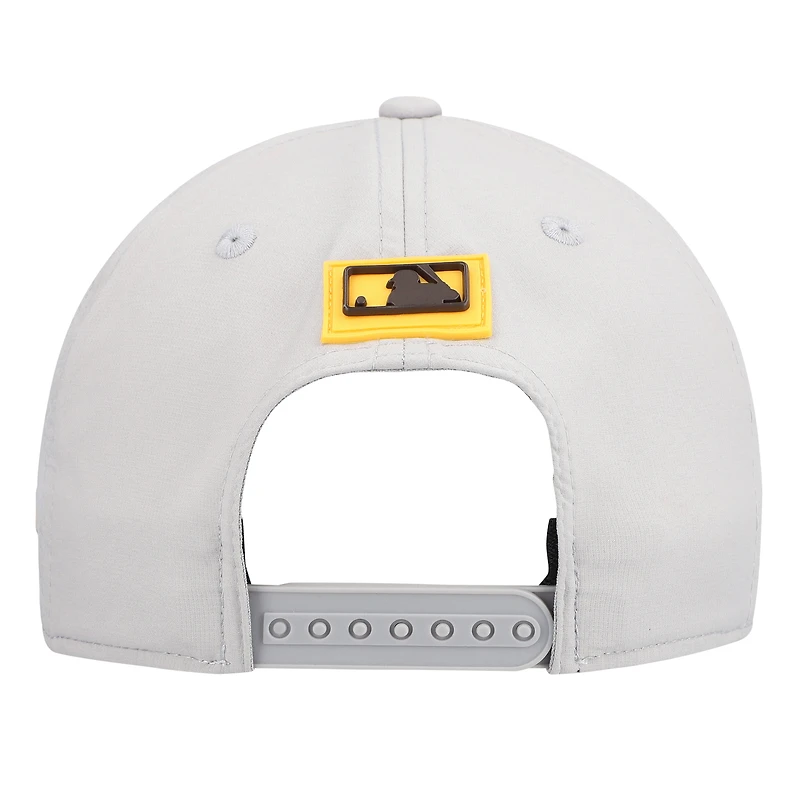 Men's New Era  Gray San Diego Padres 2026 Clubhouse 9SEVENTY Adjustable Hat