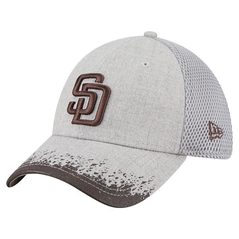 Casquette New Era 39THIRTY Flex grise à visière pour homme, motif éclaboussures de peinture, des Padres San Diego