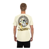 T-shirt naturel New Era San Diego Padres Dia de los Muertos Sugar Skull pour hommes