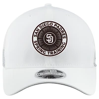Casquette trucker ajustable New Era blanche San Diego Padres 2026 Spring Training Fan Pack 9SEVENTY pour homme