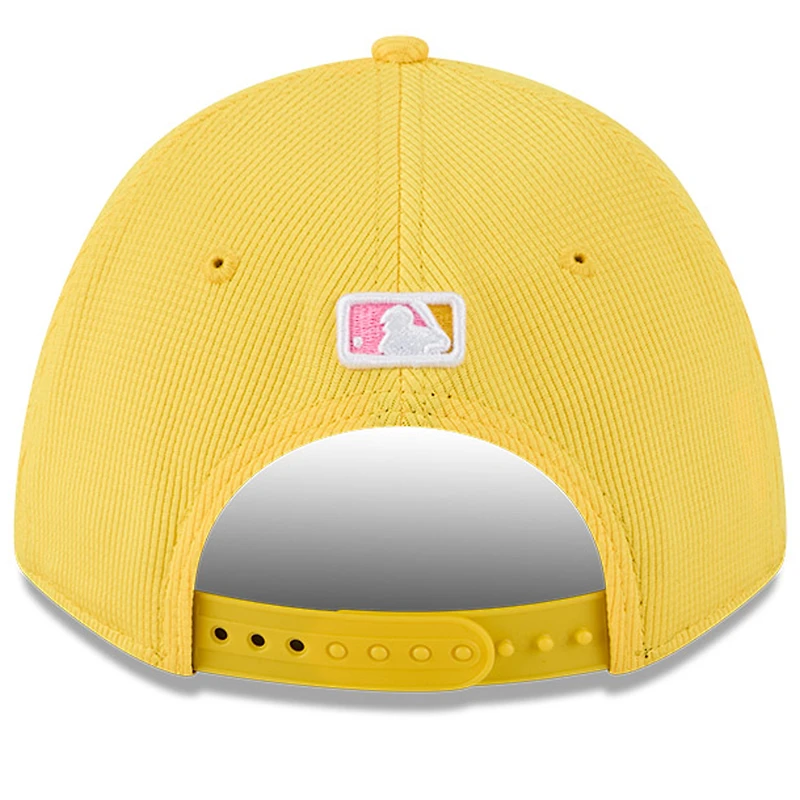 Casquette ajustable 9FORTY M-Crown jaune New Era pour homme, San Diego Padres City Connect Batting Practice