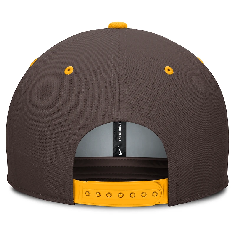 Casquette Nike Pro Dri-FIT Snapback marron/doré pour homme, collection Cooperstown des Padres de San Diego