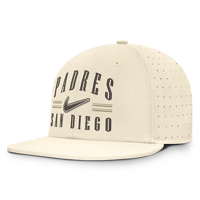 Casquette ajustée Nike True Dri-FIT AeroBill naturelle pour homme, San Diego Padres