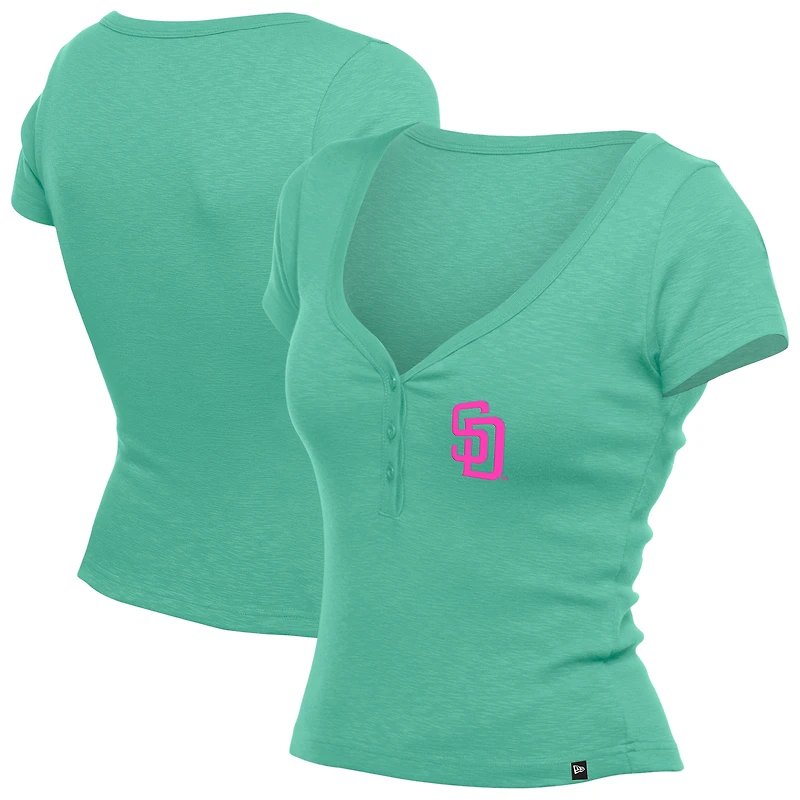 T-shirt à col en V turquoise San Diego Padres Summer City Connect pour femme New Era