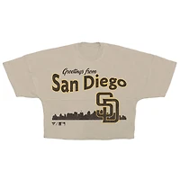 T-shirt court Fanatics crème pour femme, motif Skyline des Padres de San Diego