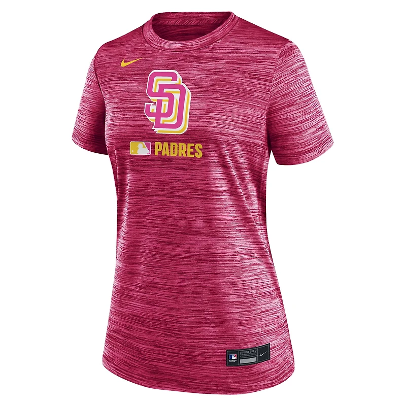T-shirt Nike rose authentique City Connect Velocity Dri-FIT pour femme, collection San Diego Padres