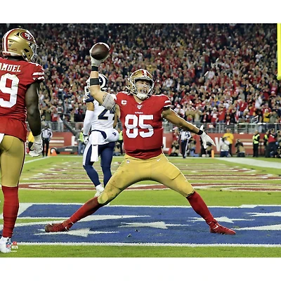 Photographie non signée de George Kittle célébrant le touchdown des 49ers San Francisco