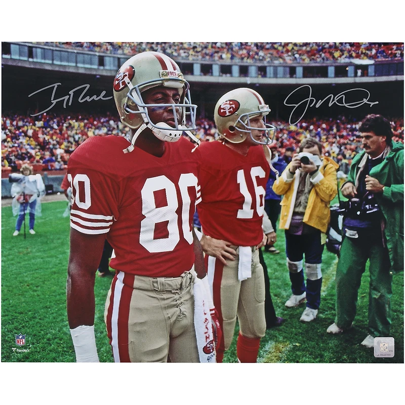 Photo dédicacée de Joe Montana et Jerry Rice, joueurs des 49ers de San Francisco, sur le terrain (40 x 50 cm).
