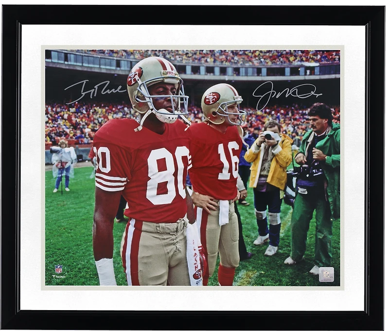 Photo dédicacée de Joe Montana et Jerry Rice, joueurs des 49ers de San Francisco, sur le terrain (40 x 50 cm).