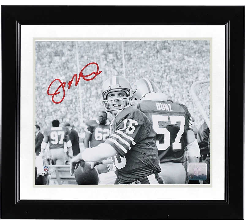 Joe Montana San Francisco 49ers Autographed 8" x 10" Black & White Warm Up Photograph