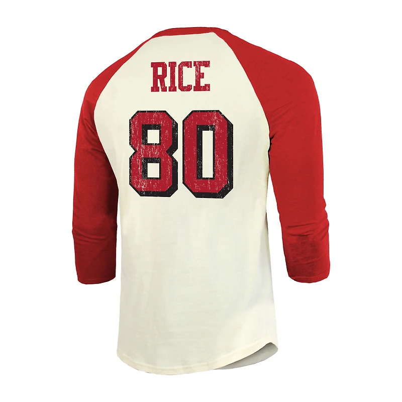T-shirt à manches raglan 3/4 pour homme Majestic Threads Jerry Rice Cream/Scarlet avec nom et numéro de joueur retraité des 49ers San Francisco