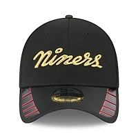 Men's New Era  Black San Francisco 49ers 2025 Rivalries Collection Fan Pack 39THIRTY Flex Hat