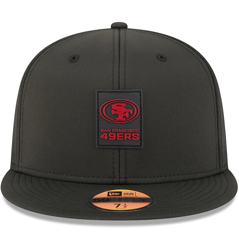Casquette ajustée New Era noire San Francisco 49ers 2025 Sideline Quill Tech 59FIFTY pour homme