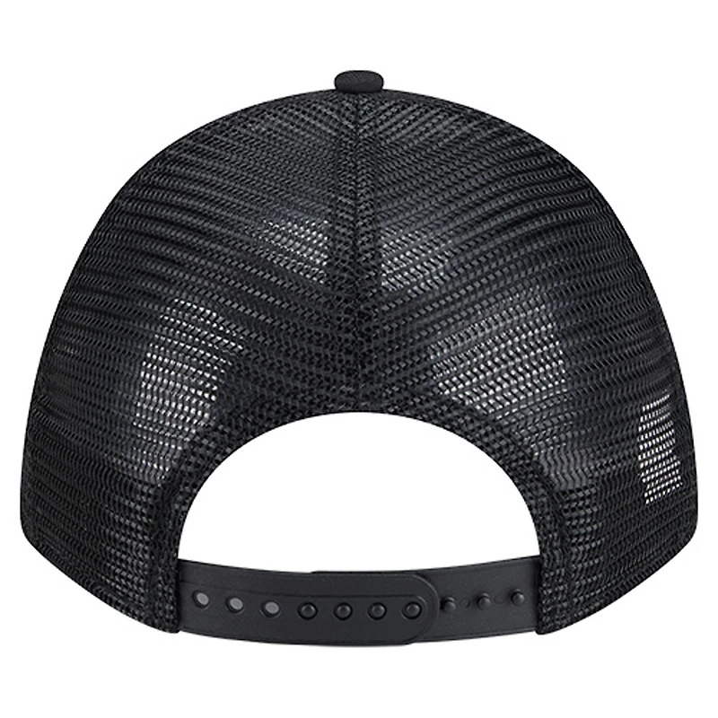 Casquette camionneur ajustable New Era noire San Francisco 49ers Gas Station 9FORTY A-Frame M-Crown pour homme