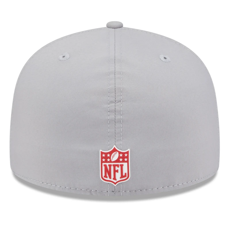 Casquette ajustée New Era grise San Francisco 49ers 2025 Sideline Quill Tech 59FIFTY pour homme