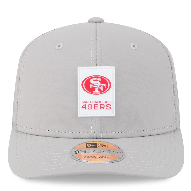 Men's New Era Gray San Francisco 49ers 2025 Sideline 9SEVENTY Adjustable Trucker Hat