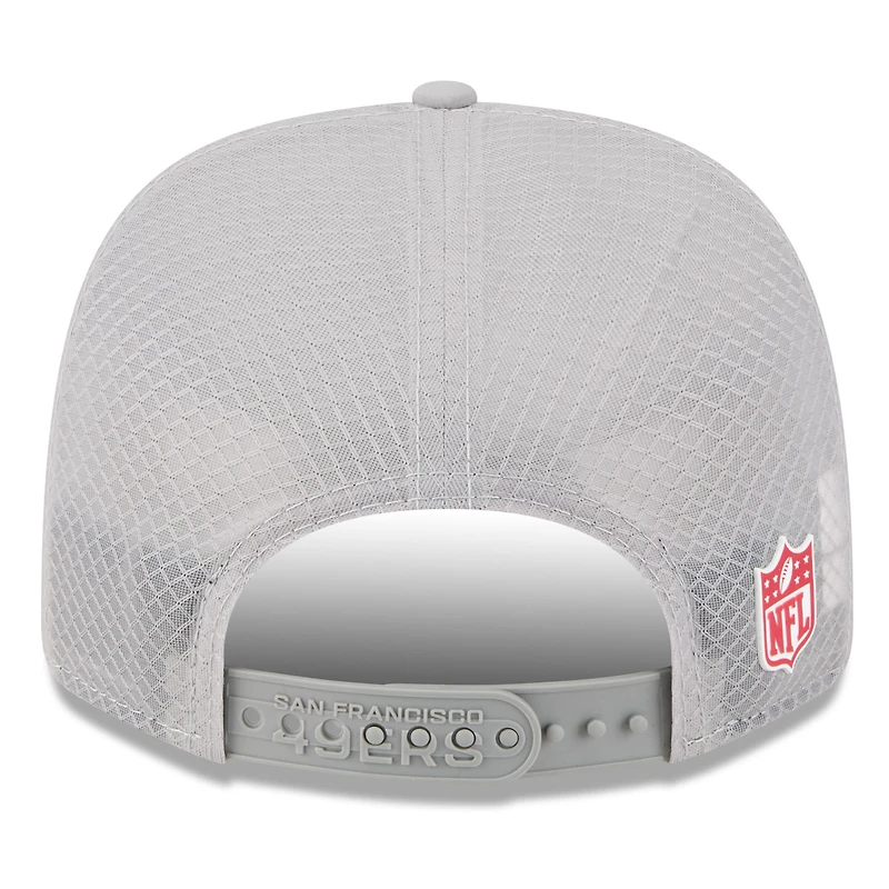 Men's New Era Gray San Francisco 49ers 2025 Sideline 9SEVENTY Adjustable Trucker Hat