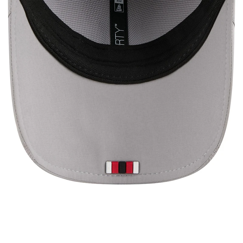 Casquette ajustable New Era grise San Francisco 49ers 2025 Sideline M-Crown 9FORTY pour homme