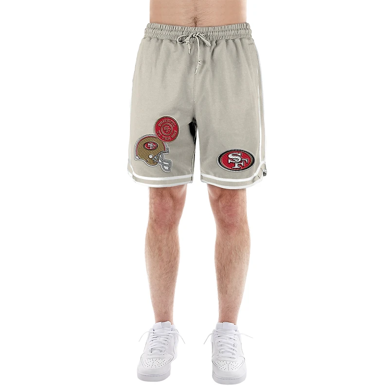 Short beige clair à patchs multiples Stone des San Francisco 49ers pour homme New Era