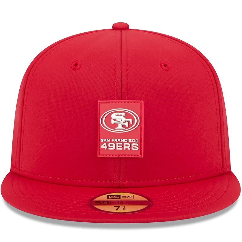 Casquette ajustée New Era rouge San Francisco 49ers 2025 Sideline 59FIFTY pour homme