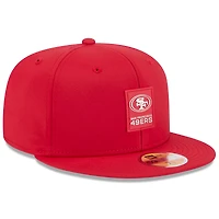 Casquette ajustée New Era rouge San Francisco 49ers 2025 Sideline 59FIFTY pour homme