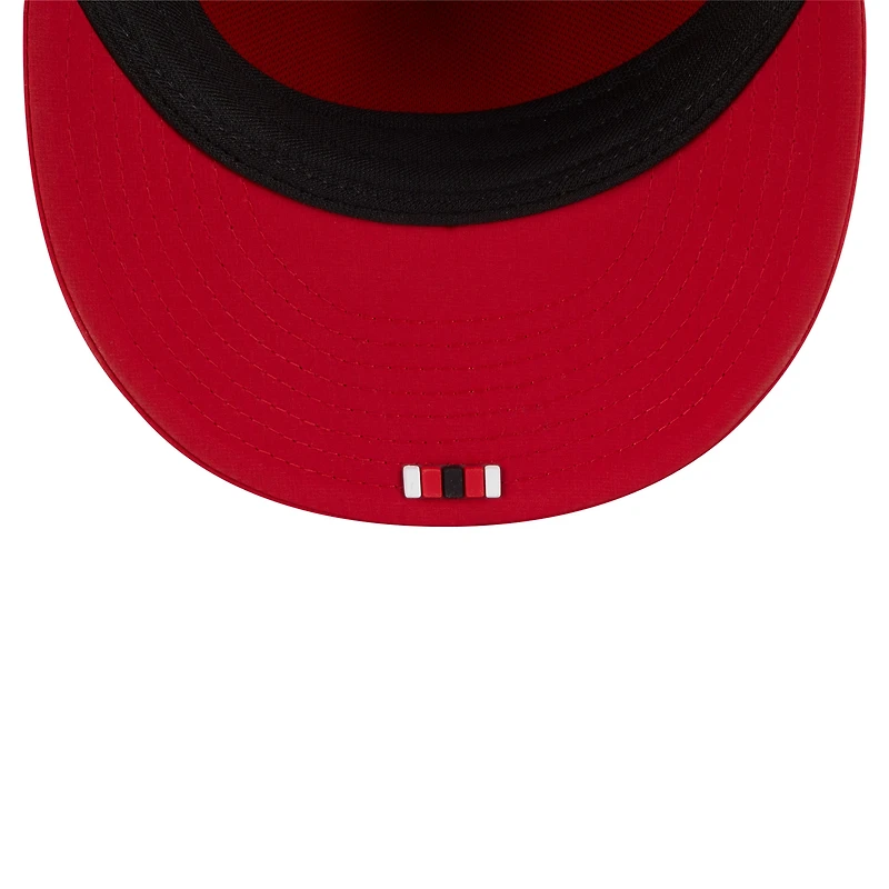 Casquette ajustée New Era rouge San Francisco 49ers 2025 Sideline Retro Crown 59FIFTY pour homme