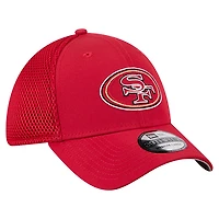 Casquette New Era Scarlet Outline 39THIRTY Flex pour homme des San Francisco 49ers