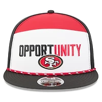 Casquette snapback New Era 9FIFTY blanche et noire pour homme, San Francisco 49ers 2025 Inspire Change Split Panel.