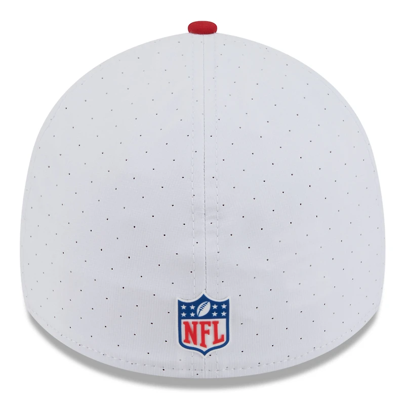Men's New Era  White/Scarlet San Francisco 49ers 2025 NFL Training Camp 39THIRTY Flex Hat