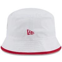 Bob New Era blanche extensible pour homme, camp d'entraînement NFL 2025 des San Francisco 49ers