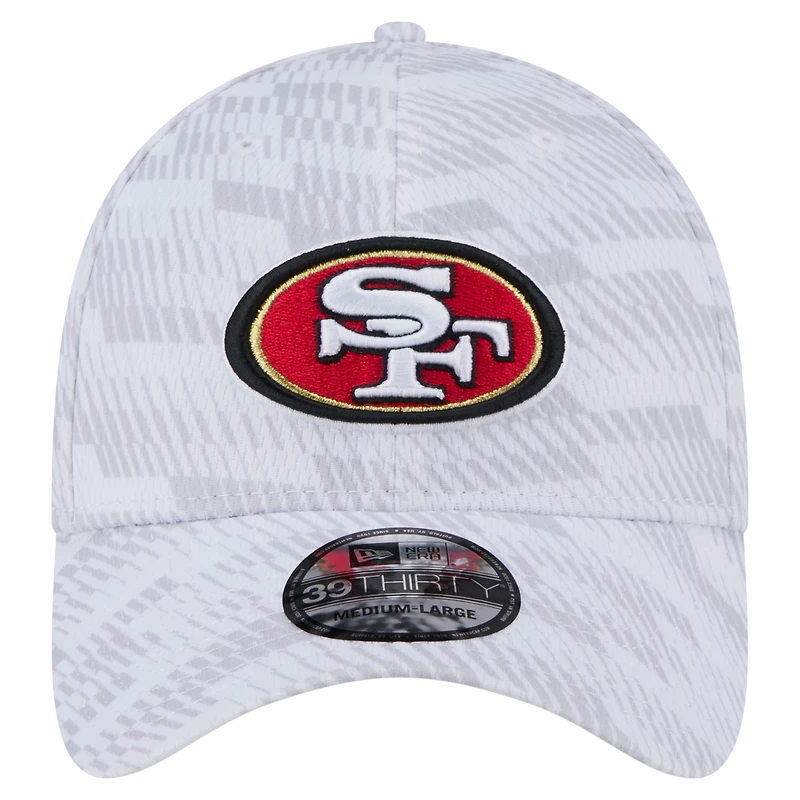Men's New Era  White San Francisco 49ers Gameday Graded 39THIRTY Flex Hat
