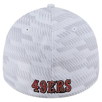 Men's New Era  White San Francisco 49ers Gameday Graded 39THIRTY Flex Hat
