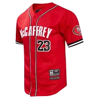 Maillot de baseball boutonné en maille Pro Standard Christian McCaffrey Scarlet San Francisco 49ers pour hommes